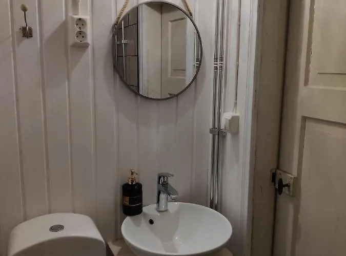 Viktor * كريستينستد